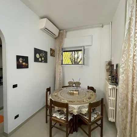 Lejlighed Osteno House